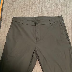 LULULEMON COMMISSION PANT